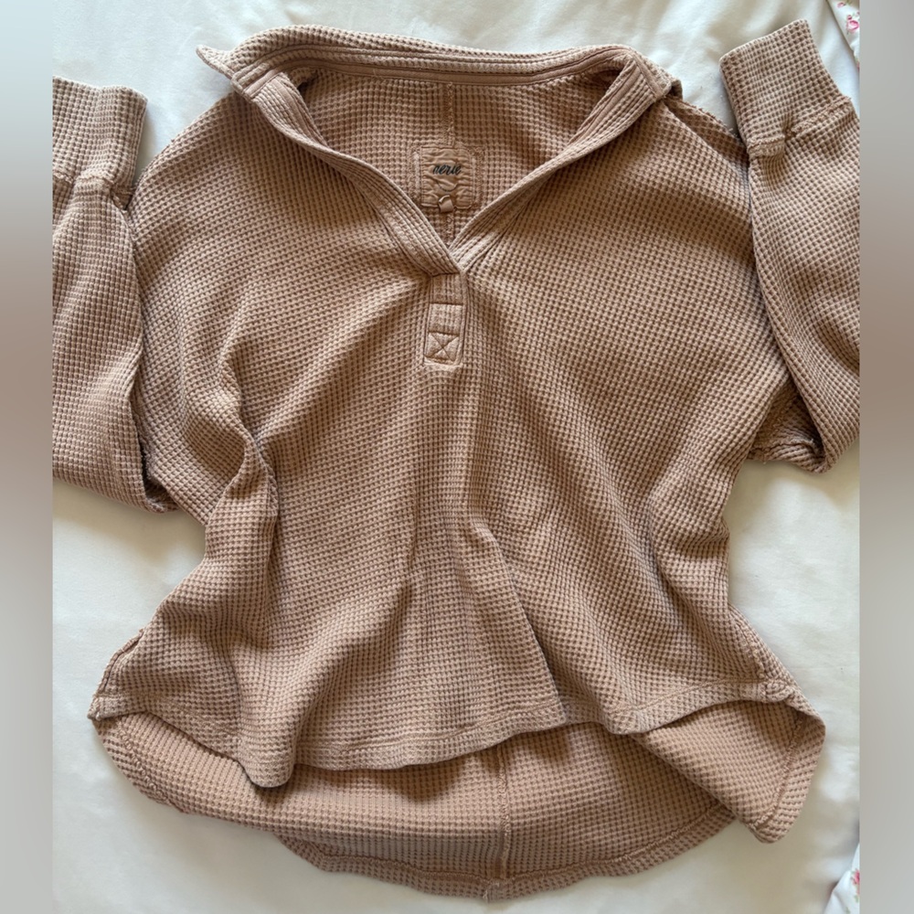 American Eagle Outfitters Taupe Waffle Knit Hoodie